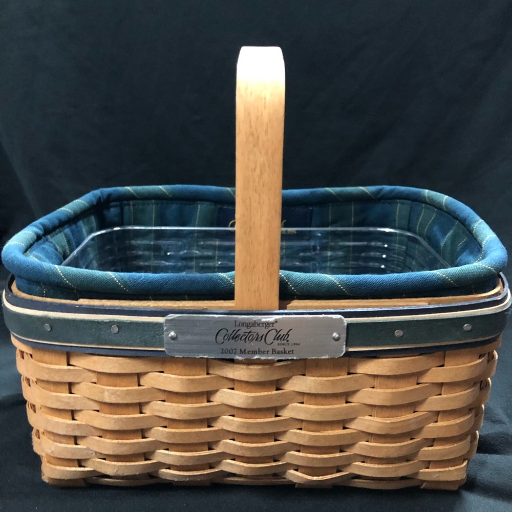 Longaberger CC SIGNED 2007 Member Basket Set